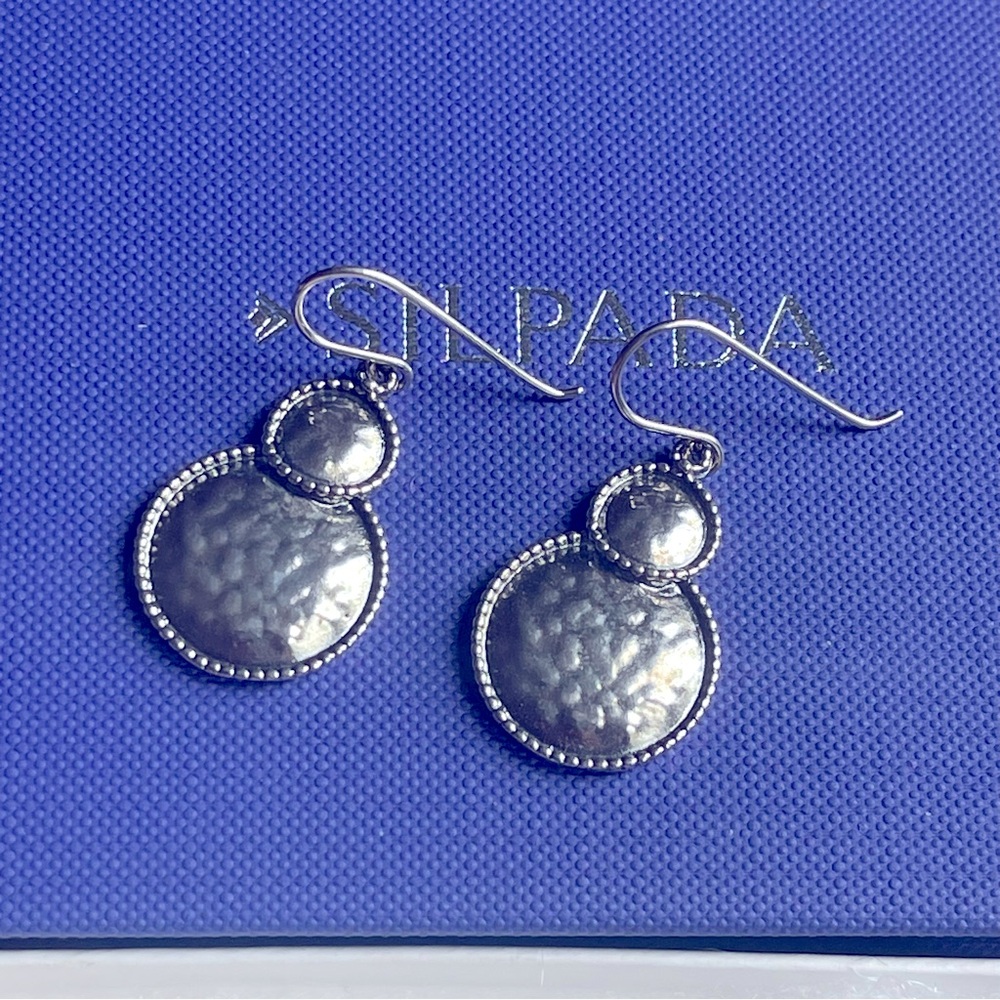 Grace & Heart Earrings